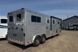 2026 ELITE WARMBLOOD with 8'8 OUTBACK INTERIOR